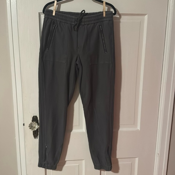 Athleta Gray Cotton Twill Farallon Jogger Women's Pants Size 2 - Picture 1 of 9